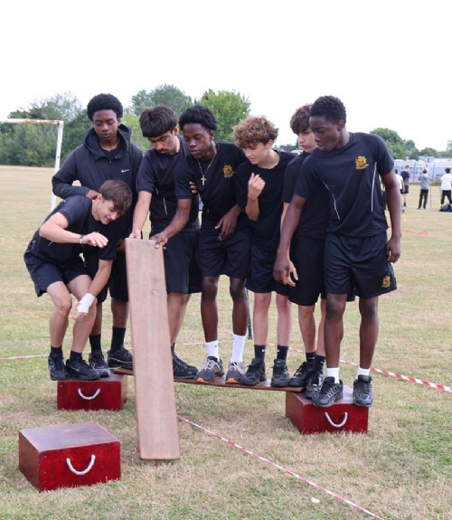 Students Put Their Teamwork Skills to the Test
